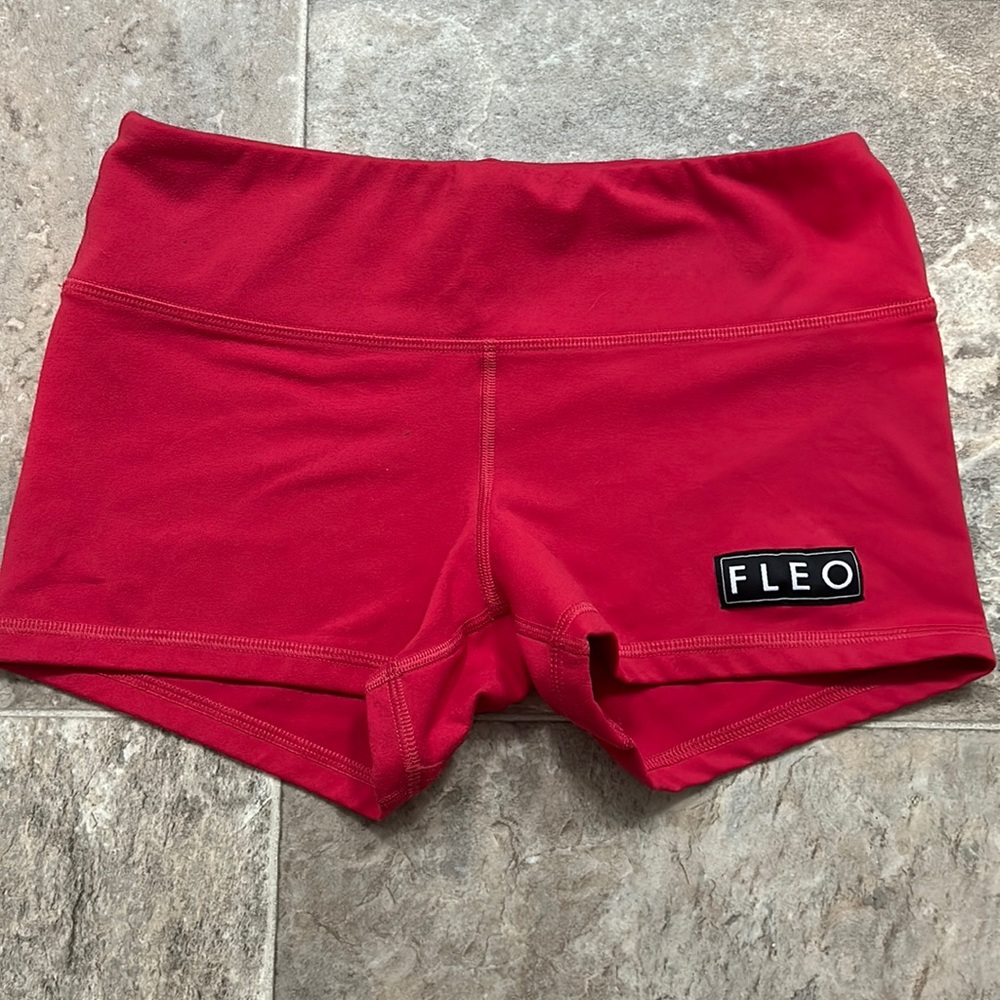 FLEO shorts